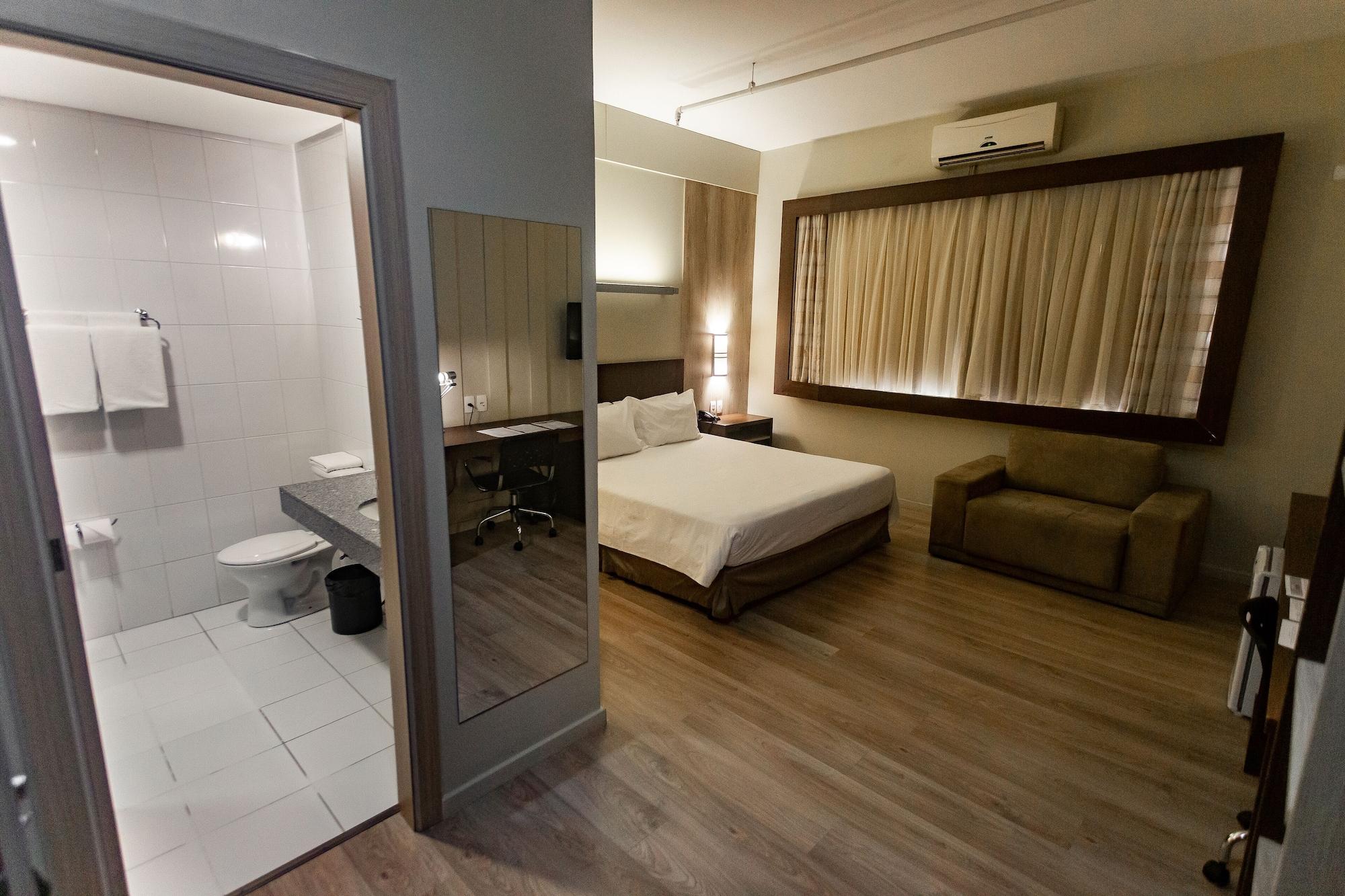 Master Cosmopolitan Moinhos De Vento Hotel